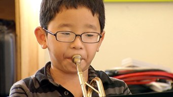 Yola at Hola Builds Community Through Orchestra