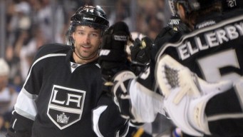 Kings Knock Off Blues to Tie First-Round Series 