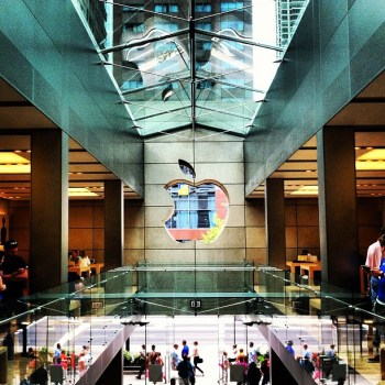 Apple Store Staff To Redo Maps