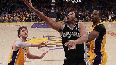 No Mercy: Spurs Crush Injured Lakers