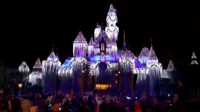 Disneyland's Holiday Sneak Peek