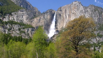 Here Come the Yosemite Waterfalls