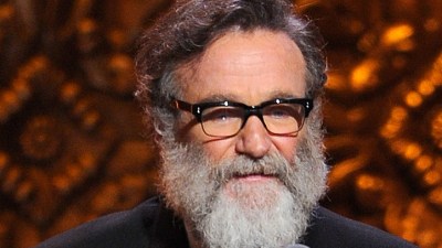 Robin Williams Mocks Apple's Siri