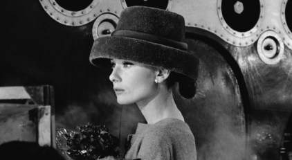 Movie Icon Series: "Audrey Hepburn"