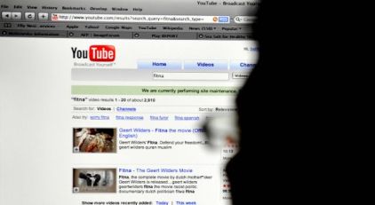 Google Deal Boosts YouTube in Battle with Adobe