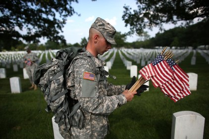 Volunteers Needed to Adorn Soldiers' Graves With Flags