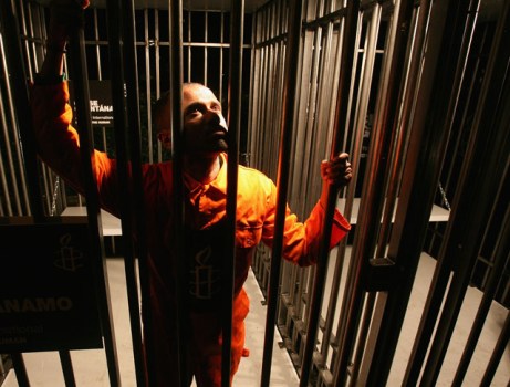 No Cell Phones In Prison, Says Governor