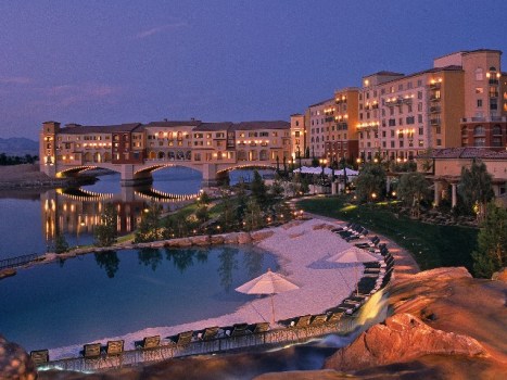 Ravella at Lake Las Vegas Debuts
