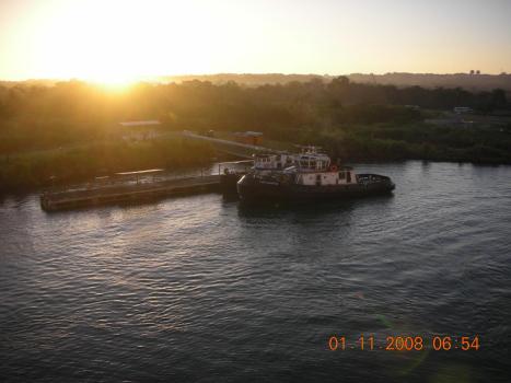 Gov. Brown, Declare War on Panama