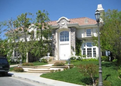 Chris Tucker Lists Mulholland Park Estates Mansion