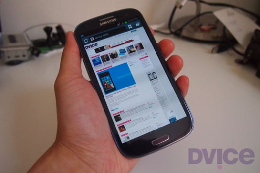 Apple vs Samsung Heats Up (Again)