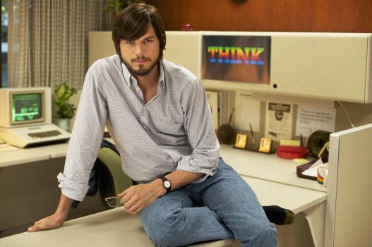 See Ashton Kutcher as Steve Jobs in "jOBS"