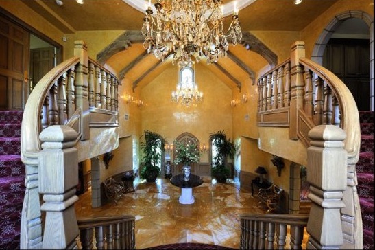Britney Spears Buys $18.9M Mansion in Hidden Hills, CA 