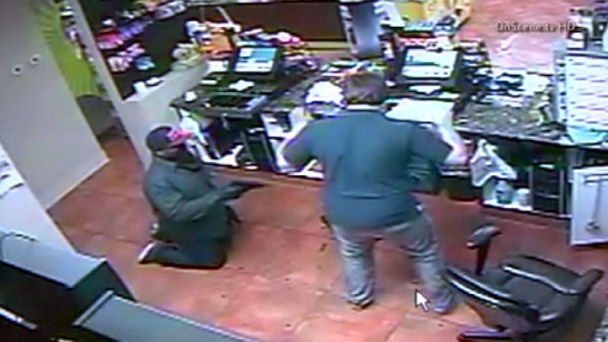 Caught on Video: Gunman Demands Cash at Fuel Station
