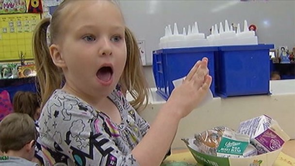 LAUSD to Continue Controversial In-Classroom Breakfast