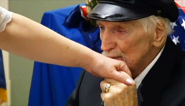 In Hospital Ceremony, World War II Vet Weds Sweetheart