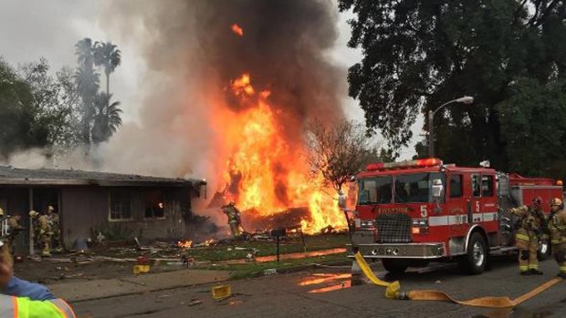 At Least 3 Dead In Southern California Plane Crash At Least 3 Dead In Southern California Plane Crash