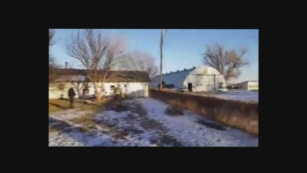 http://media.nbclosangeles.com/images/620*349/Deer_Shooting_Kansas_Pet_1200x675_849057859679.jpg