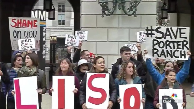 Demonstrators Rally at EPA Headquarters Over Porter Ranch Gas Leak