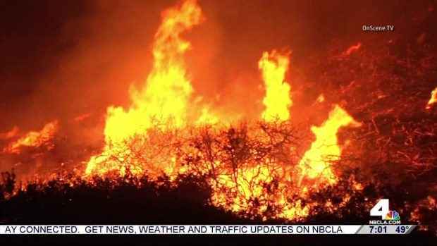 [LA] Wind-Driven Fire Burns in Solimar Beach Near Ventura