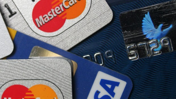 People Distrust Apple, Google With Mobile Payments
