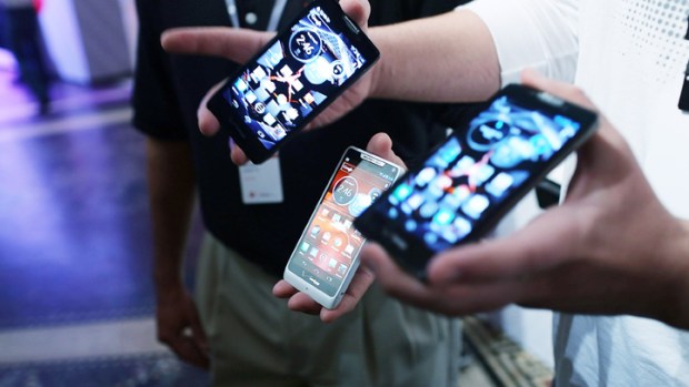 Google to Lay Off 10% of Motorola Workers