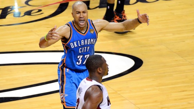 Ex-Laker Derek Fisher Signs with Thunder