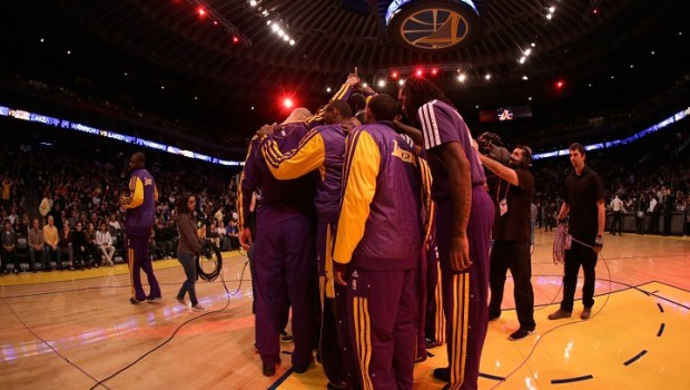 New: Official Lakers Smart Phone App
