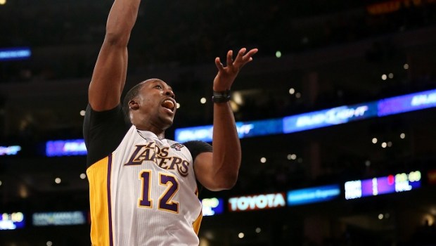 Dwight Howard Runs Bulls Out of Laker-Land