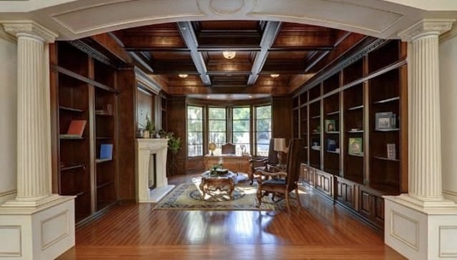 15 Stunning Home Libraries Across America