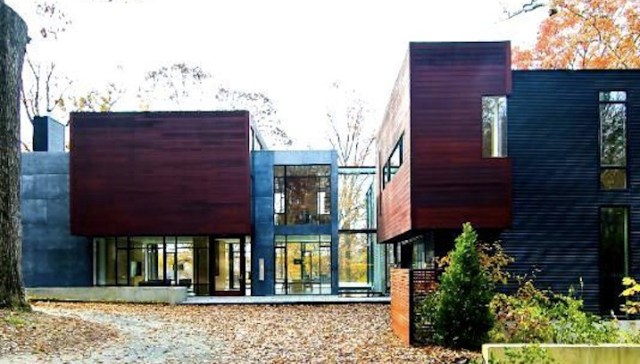 Cube-Like Contemporary Home Goes Way Against The Grain