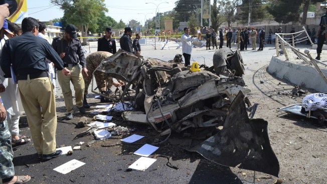Death toll in Pakistan attacks climbs to 61