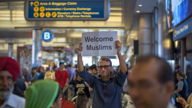 Grandparents now welcome under travel ban