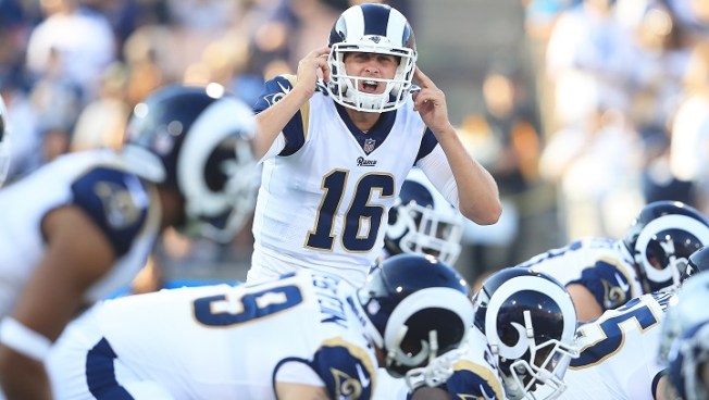 Jared-Goff-LA-Rams-vs-Cowboys.jpg