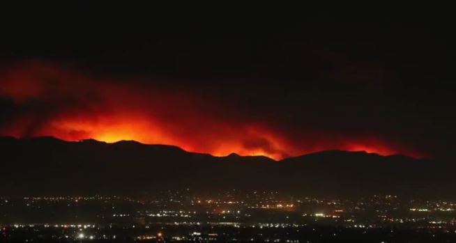 10,000 Homes Evacuated Due to 'Almost Unprecedented' Wildfire 07-25-2016-sand-fire-time-lapse