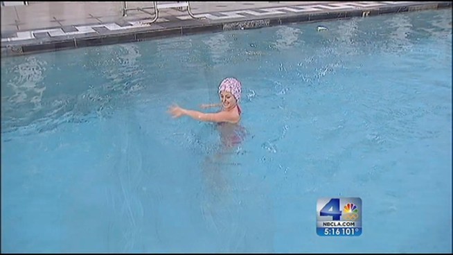 Mesha Kussman says she was inspired after hitting up an LA pool party. Kussman and other sychronized swimmers pay homage to old Hollywood. Michelle Valles reports for the NBC4 News at 4 p.m.