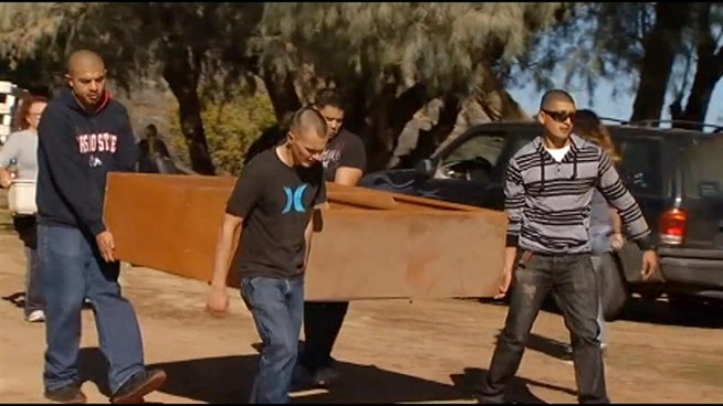Dozens of friends and strangers helped the Gunn family move and store motorcycles, furniture, photos and more under a strict eviction deadline. The patriarch, Justin Gunn, gave five years to the Army and another two decades to the National Guard. Lolita Lopez reports from Perris for the NBC4 News at 5 p.m. on Dec. 28, 2012.