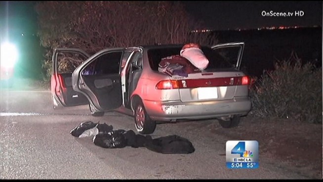 A man wanted in connection with a carjacking and kidnapping was still at large late Monday. Sheriff’s deputies say the man -- identified as 32-year-old Jaci Armando Baragan -- might be wearing black tank-top and jeans. Baragan is 5-feet-8 inches tall and weighs about 145 pounds with black hair and brown eyes. The search for Baragan was called off, but deputies are warning Malibu residents to remain vigilant and call 911 immediately if they see him.  Ted Chen reports from Santa Monica for the NBC4 News at 5 p.m. on Jan. 28, 2013.