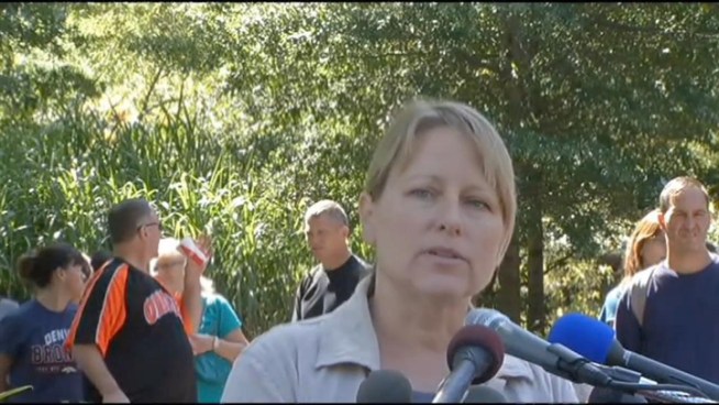 Officials at the National Zoo and residents of Washington DC react to the sad news that the 6-day-old panda cub at the National Zoo died this morning.  Darcy Spencer reports