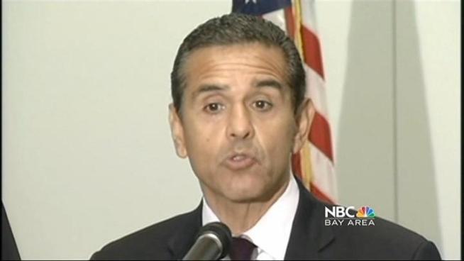 Two of three suspects arrested in the Bryan Stow beating case now face felony charges in the March 31st attack at Dodger Stadium.  NBC Bay Area's George Kiriyama reports.