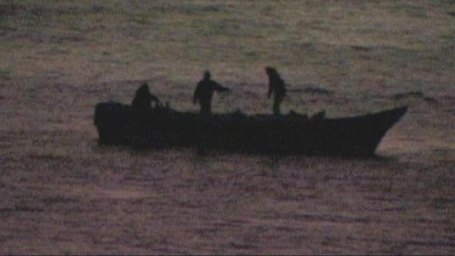 An ocean pursuit off Malibu led to the capture of three smuggling suspects. Annette Arreola reports from Marine del Rey for NBC4's Today in LA on April 25, 2012.