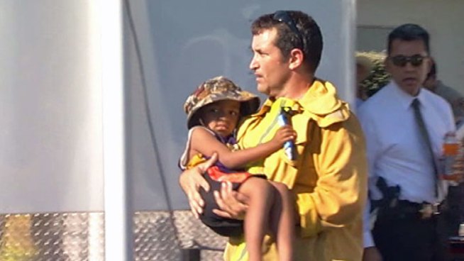 Joe Garces says he channeled his inner child to find a toddler that wandered off from his great uncle’s ranch in Santa Paula and was lost for some 5 hours, tucked deep in oak and brush woodland. Patrick Healy reports from Santa Paula for the NBC4 News at 5 and 6 p.m. on Oct. 1, 2012.
