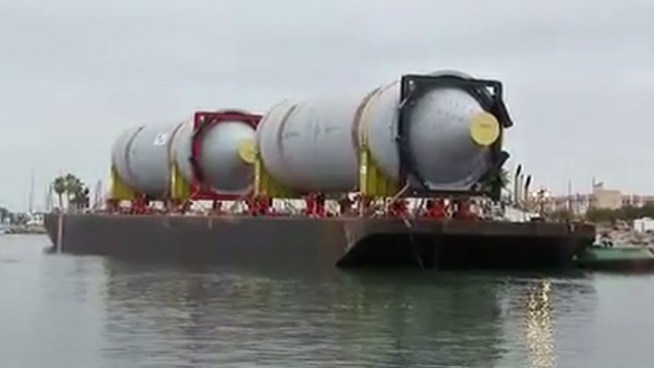 The drums arrived on a barge in Redondo Beach Monday before their scheduled move overnight Wednesday to a refinery in El Segundo. Annette Arreola reports for the NBC4 News at Noon on Monday Feb. 18, 2013.