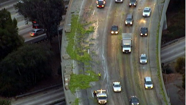 A truck carrying limes crashed and overturned early Thursday, dumping its load of citrus fruit onto the 101 Freeway. Traffic was slow throughout the morning as crews tried to clean up the limes and juice. Raw Video: Oct. 18, 2012