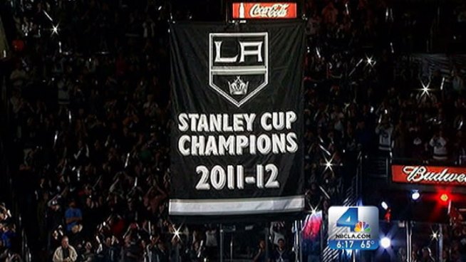 On opening day Saturday, Kings fans cheered the hanging of the banner marking the team's Stanley Cup victory last year. Mario Solis reports for the NBC4 News at 6 p.m. on Jan. 19, 2013.