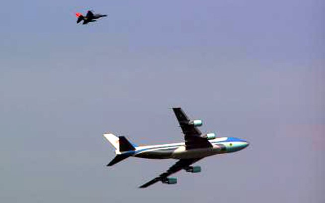 Jumbo Jet, F-16 Buzz Lady Liberty, Put New York on Edge