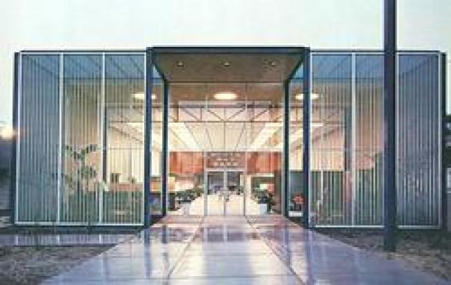 Preservation Alert: Will Manhattan Beach Ellwood Bank Meet The Wrecking Ball?