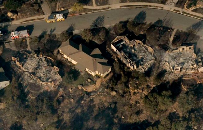 Santa Barbarans Told to Get Out of the Tea Burn Area