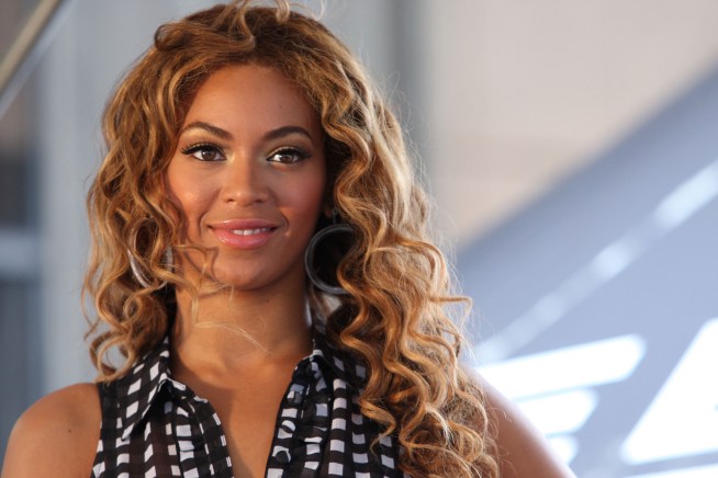 Beyonce & Lady Gaga Lead MTV VMA Nominations