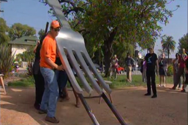 A piece of guerilla art was remounted and celebrated in Pasadena.